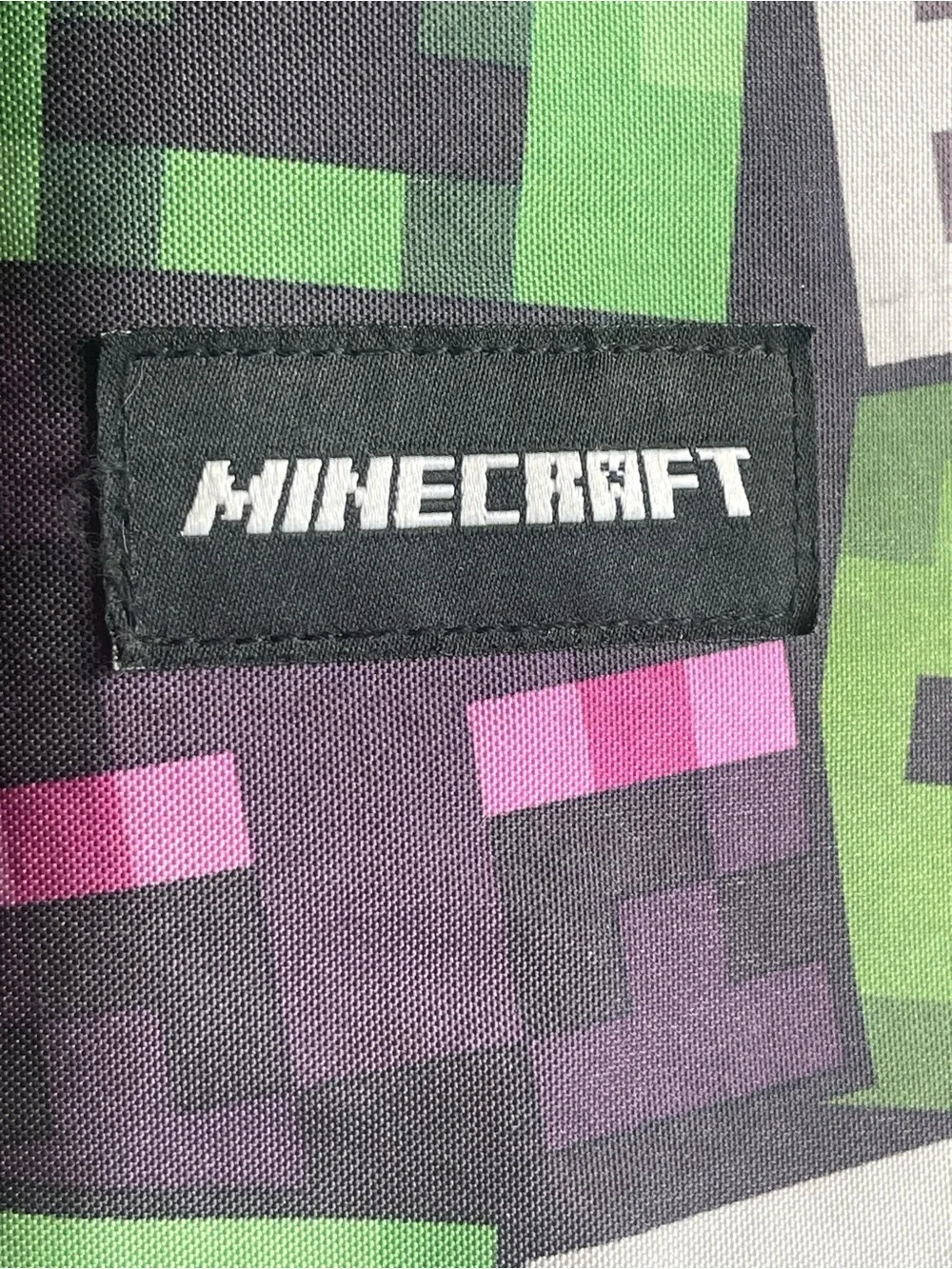 Minecraft Men's Green Pixel-Print Backpack